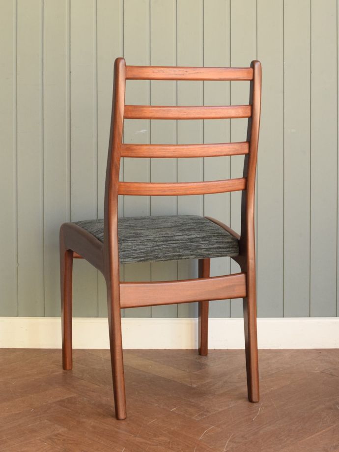 G-planのラダーバックチェア、北欧スタイルのヴィンテージダイニング