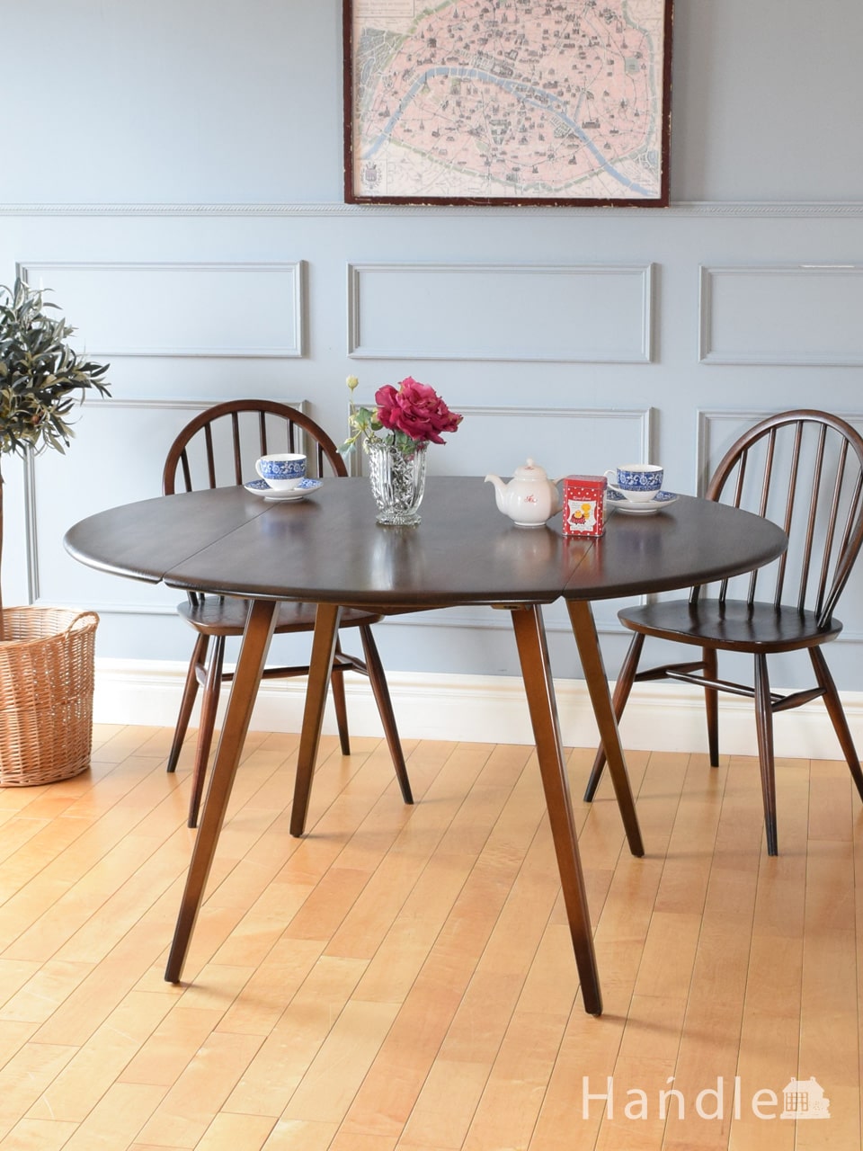 アーコール（ERCOL社）の伸長式テーブル、ヴィンテージ家具の