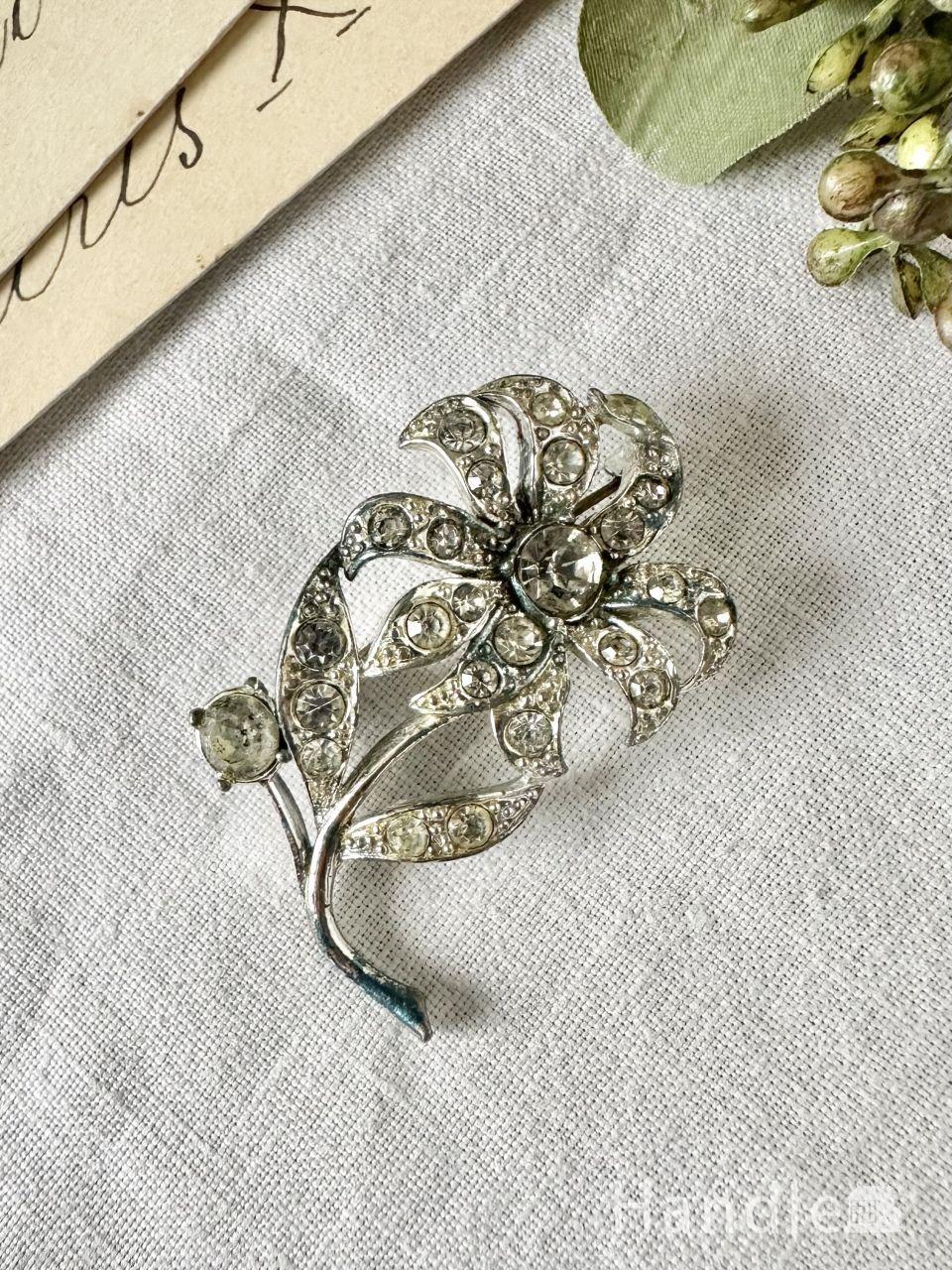 イギリスで見つけたアンティークブローチ、英国で愛されるあざみの