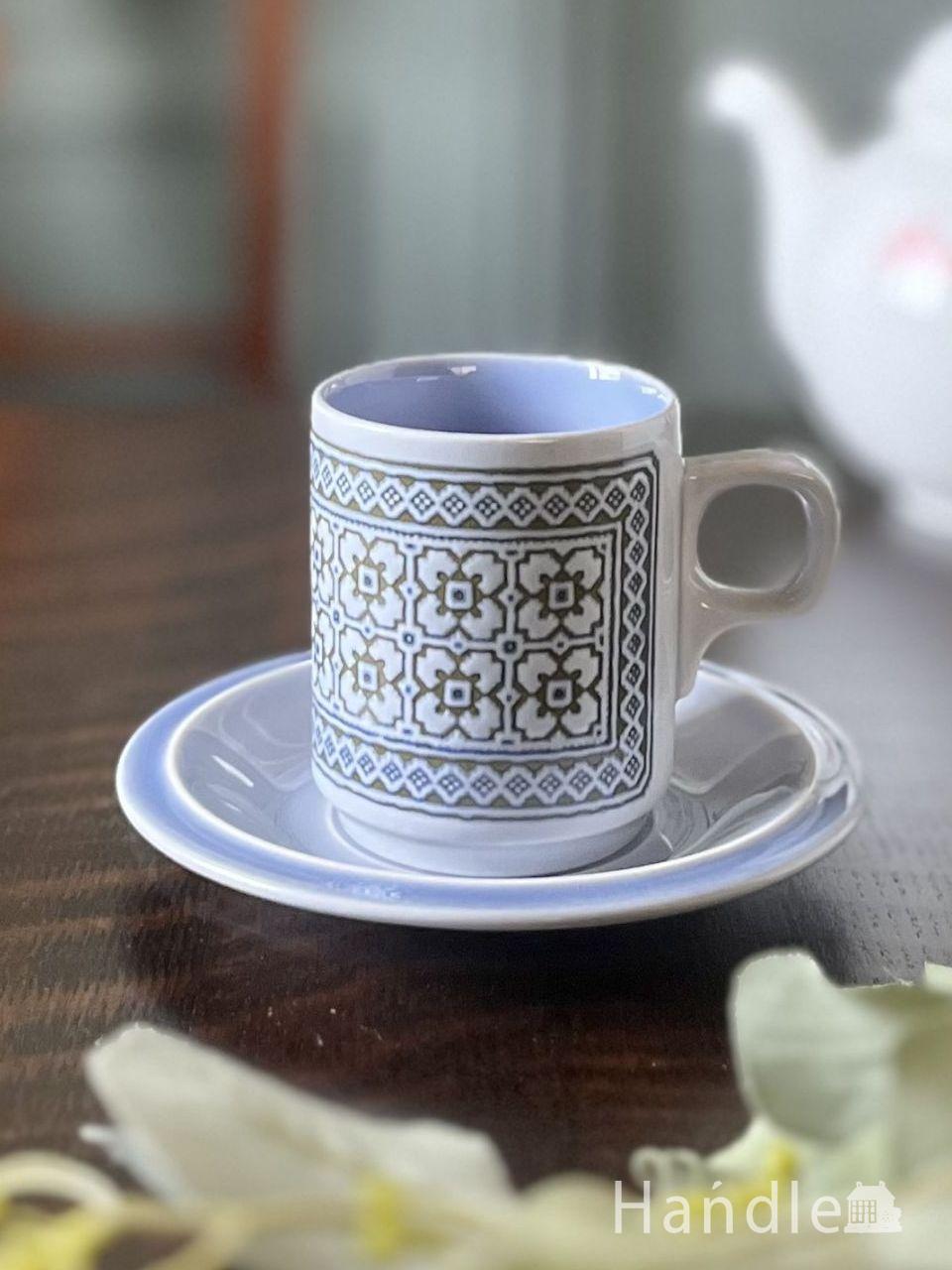 英国のアンティークの美しい食器、クラウンスタッフォードシャーの