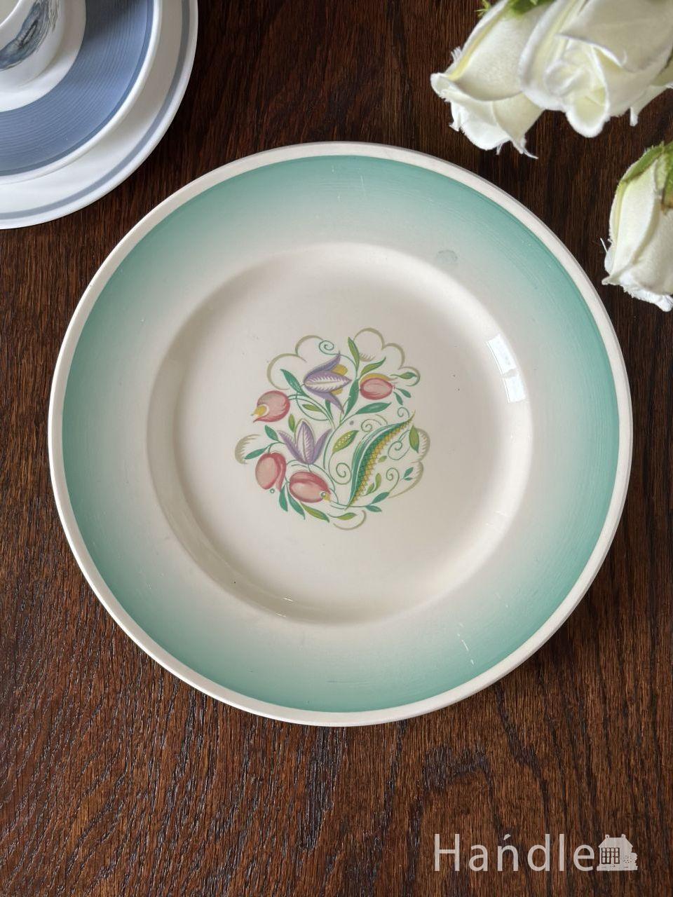 スージークーパー（Susie Cooper）のビンテージ食器、ドレスデン