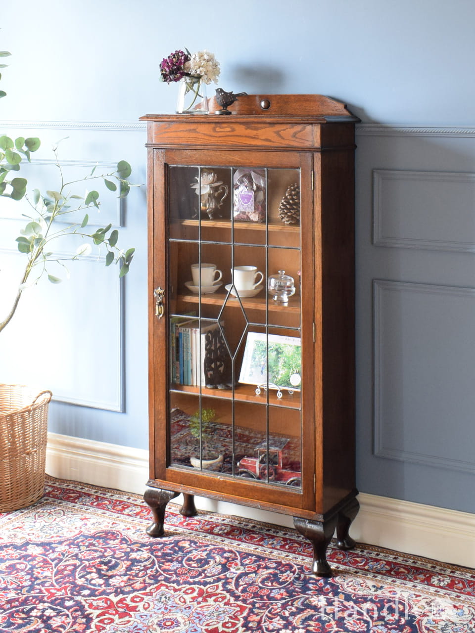 英国のアンティーク家具、ステンドグラスの扉のスタッキングブック