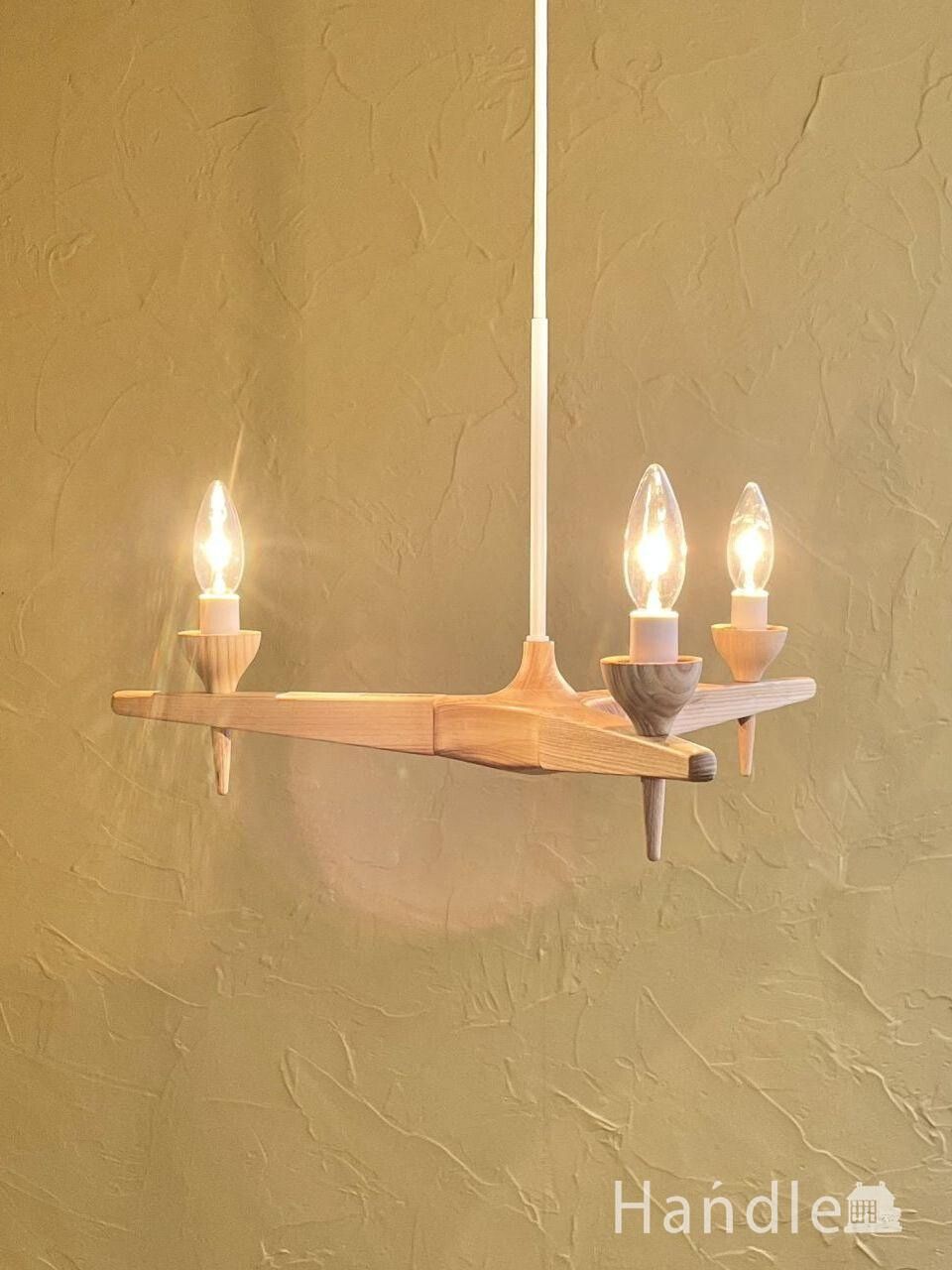 フランス風のアンティーク調シャンデリア(8灯)（E17シャンデリア球付