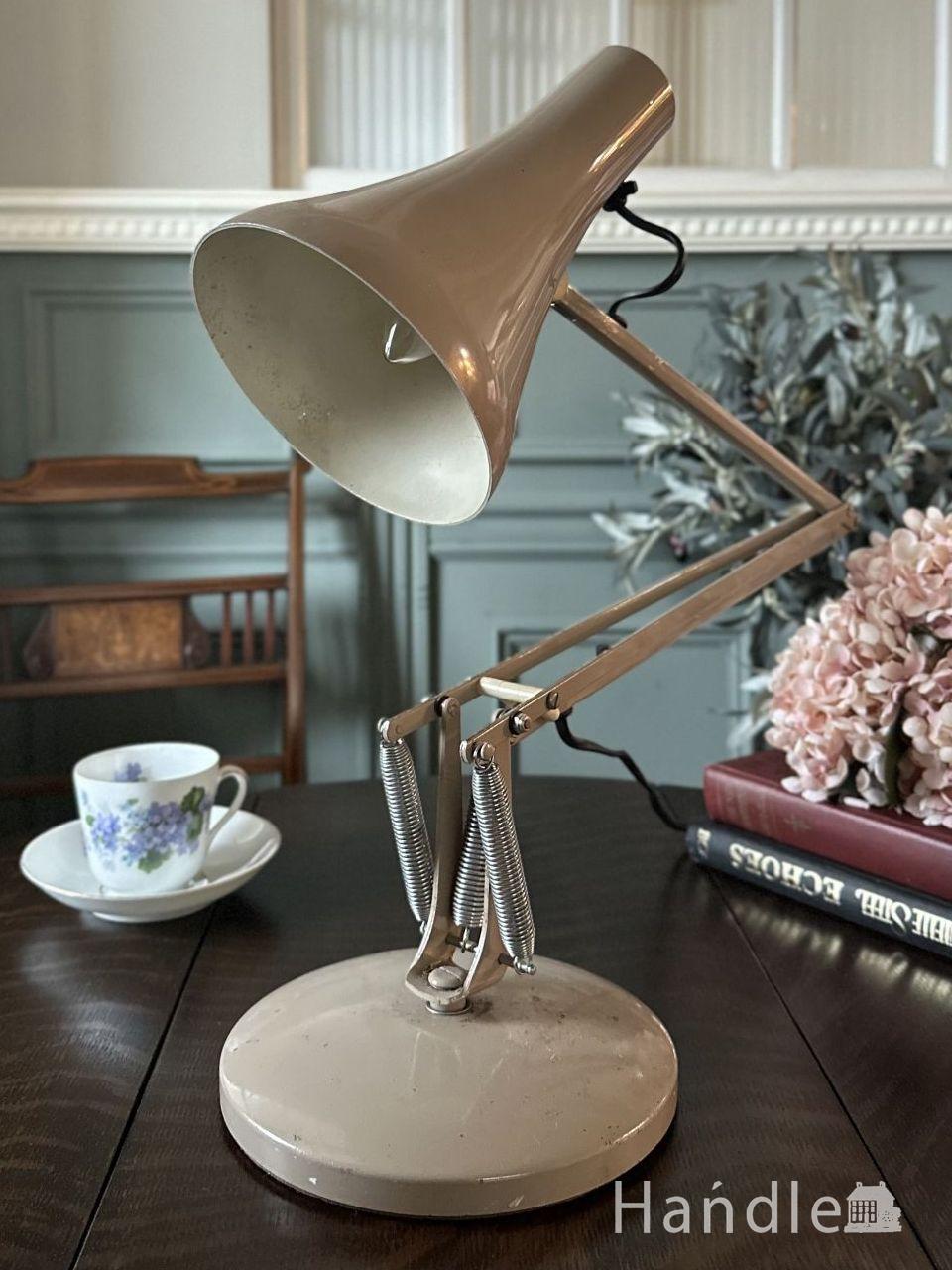 アングルポイズのデスクランプ、イギリスから届いたAPEX90前期モデル(k