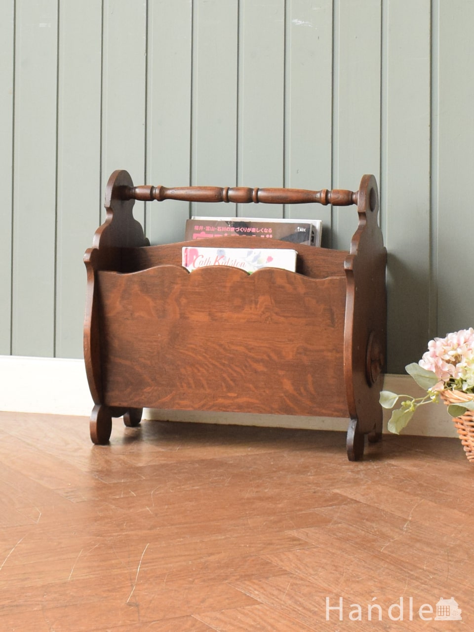 雑誌や新聞のお片付けはお任せ！イギリス輸入のアンティークマガジン