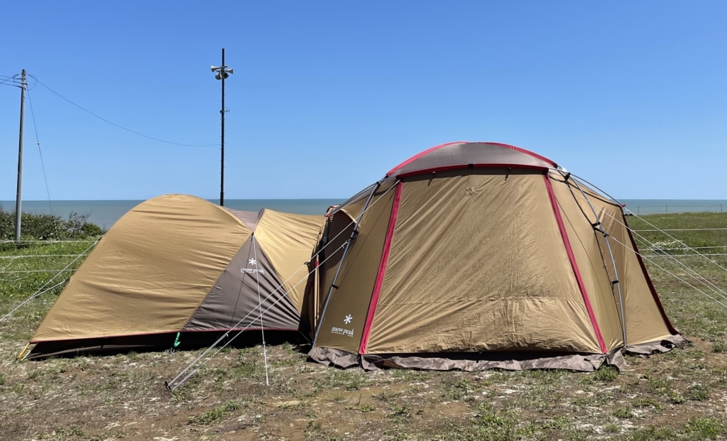 エントリーパックTS メッシュシェルターとアメニティドーム連結 | 外の