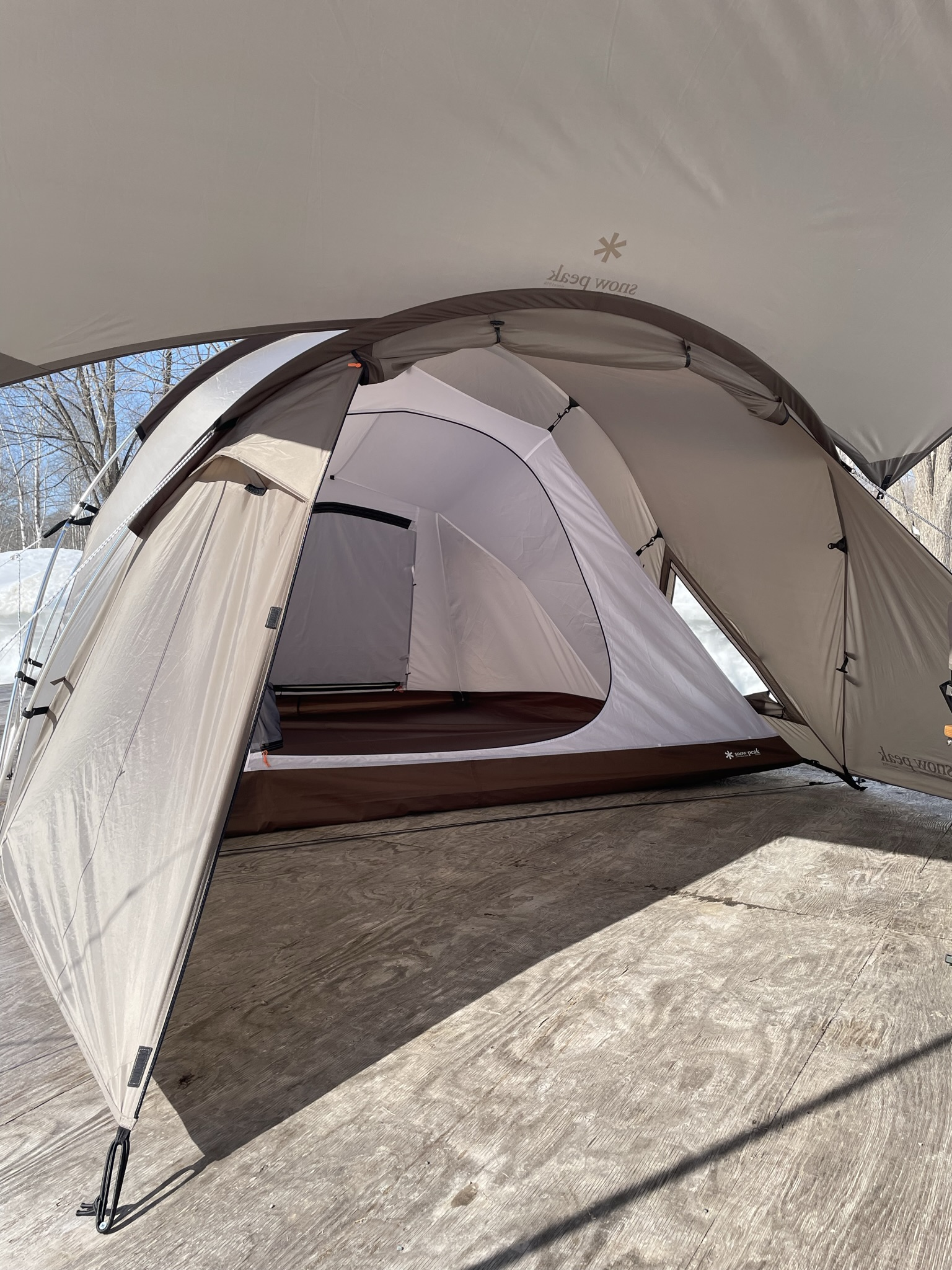 ランドネストにアメニティドームのグランドシートとインナーマットの