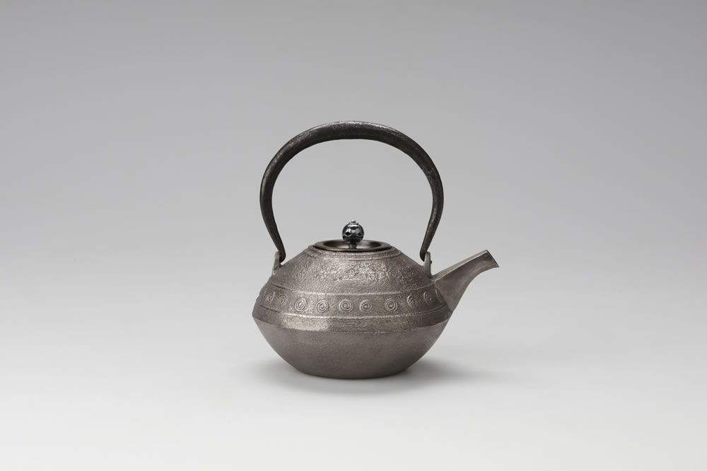 般若鋳造所 | 砂鉄鉄瓶