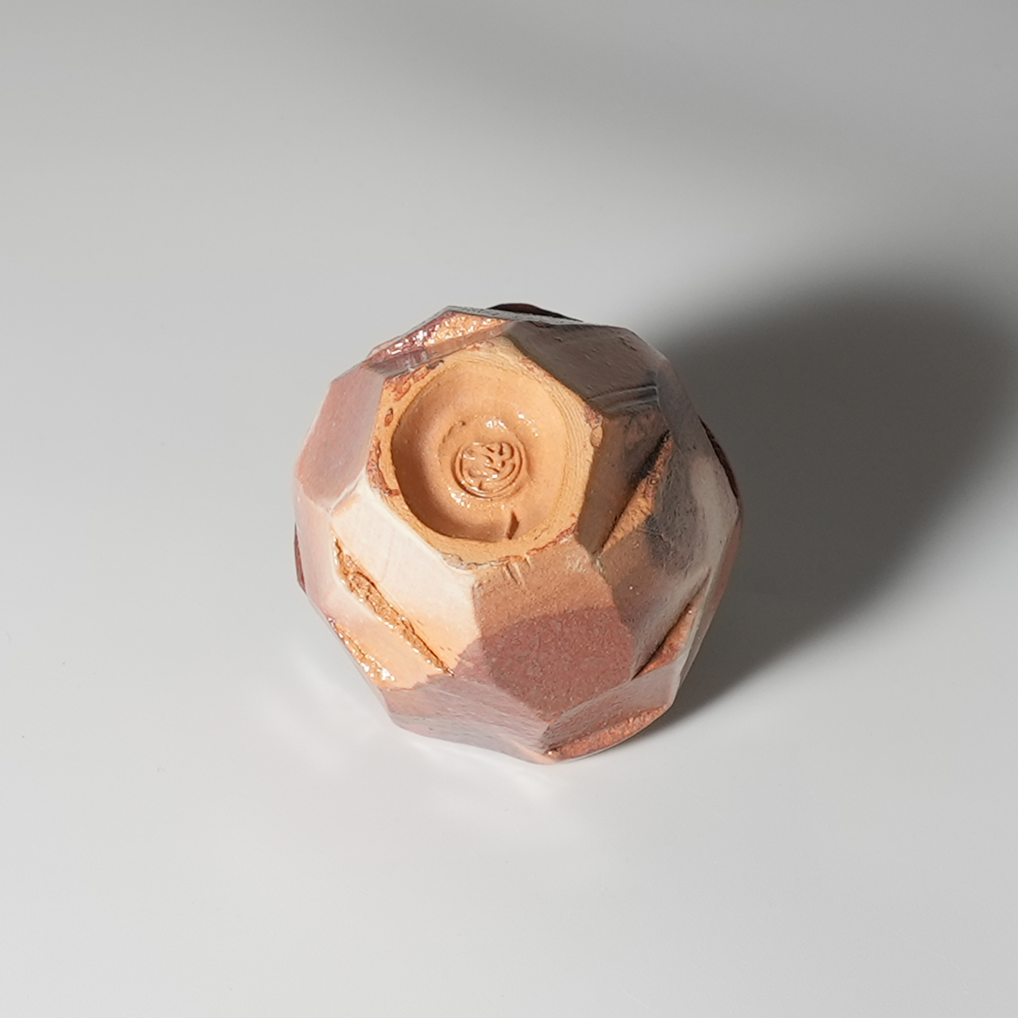 炎彩ぐい呑 岡田裕 県指定無形文化財 萩焼 | 萩焼屋Hagiyakiya ネット