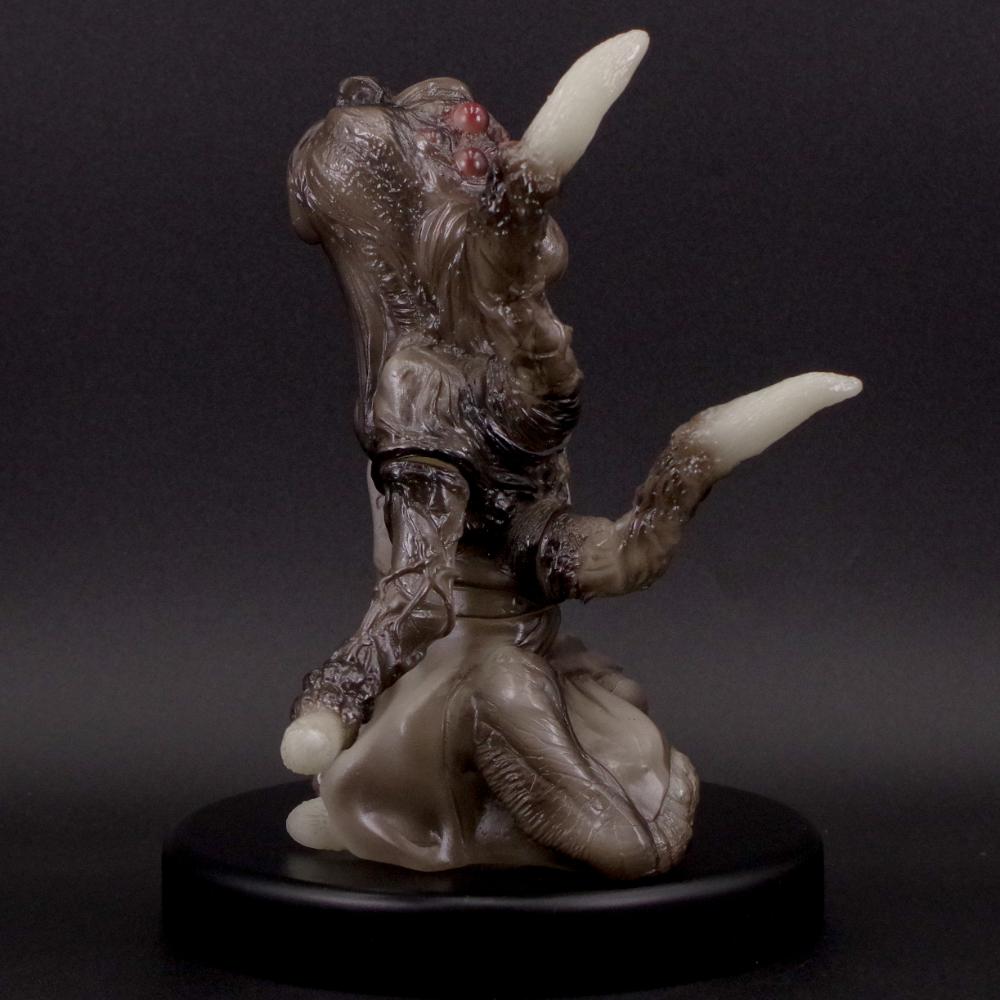 11月18日(火)18時より抽選開始】【ヒカリトイズ】真説・物ノ怪少女 01