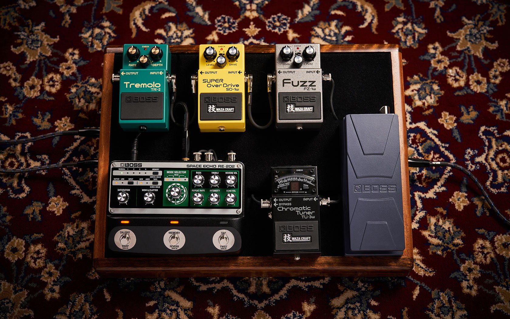 BOSS『RE-202 Space Echo』デジタル・モデリング・テープ・エコー