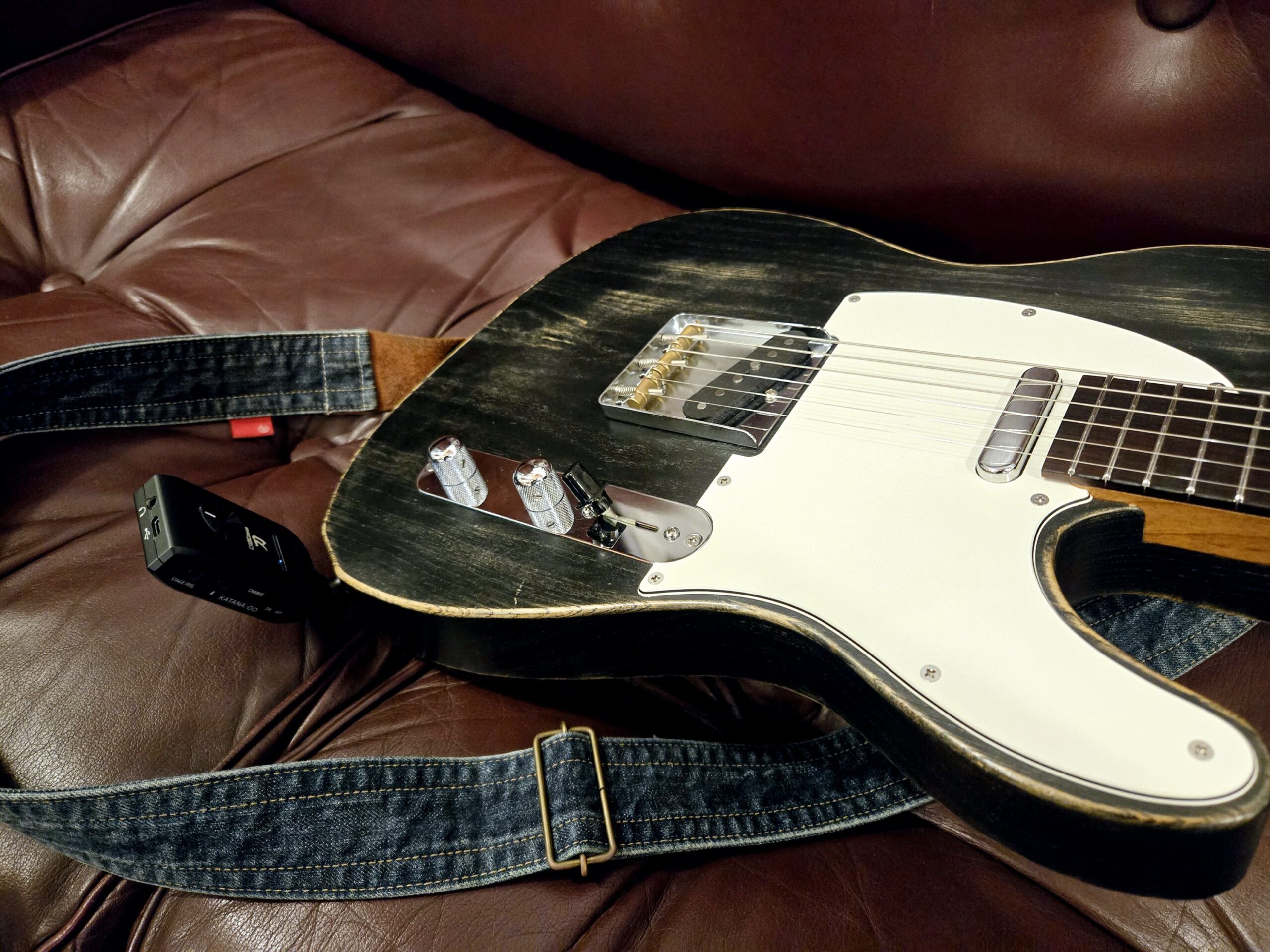 BOSS『KATANA:GO』ヘッドフォン用ギターアンプ – Haluna Guitar Studio