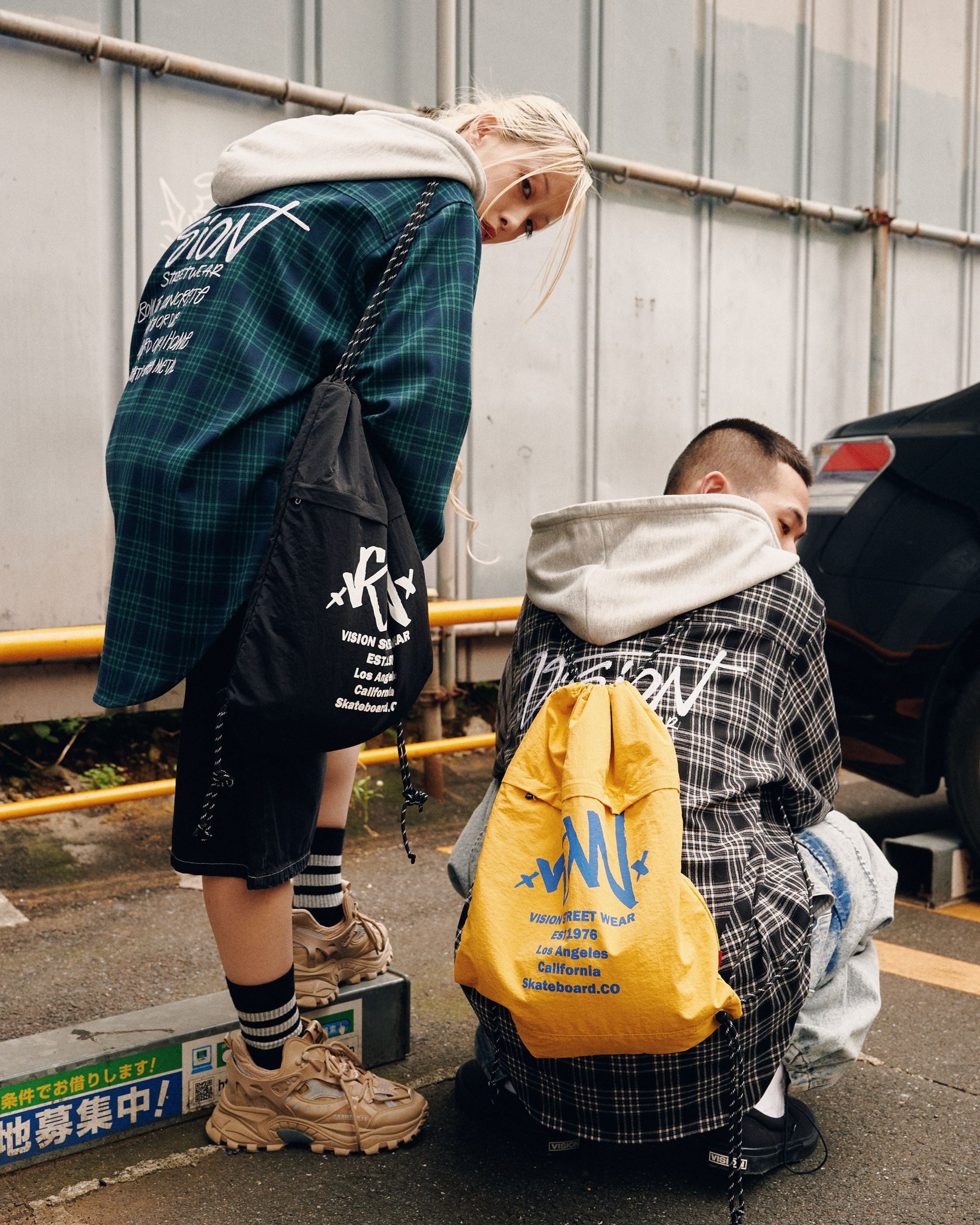 VISION STREET WEAR】Knapsack / グラフィティロゴナップサック – Ha