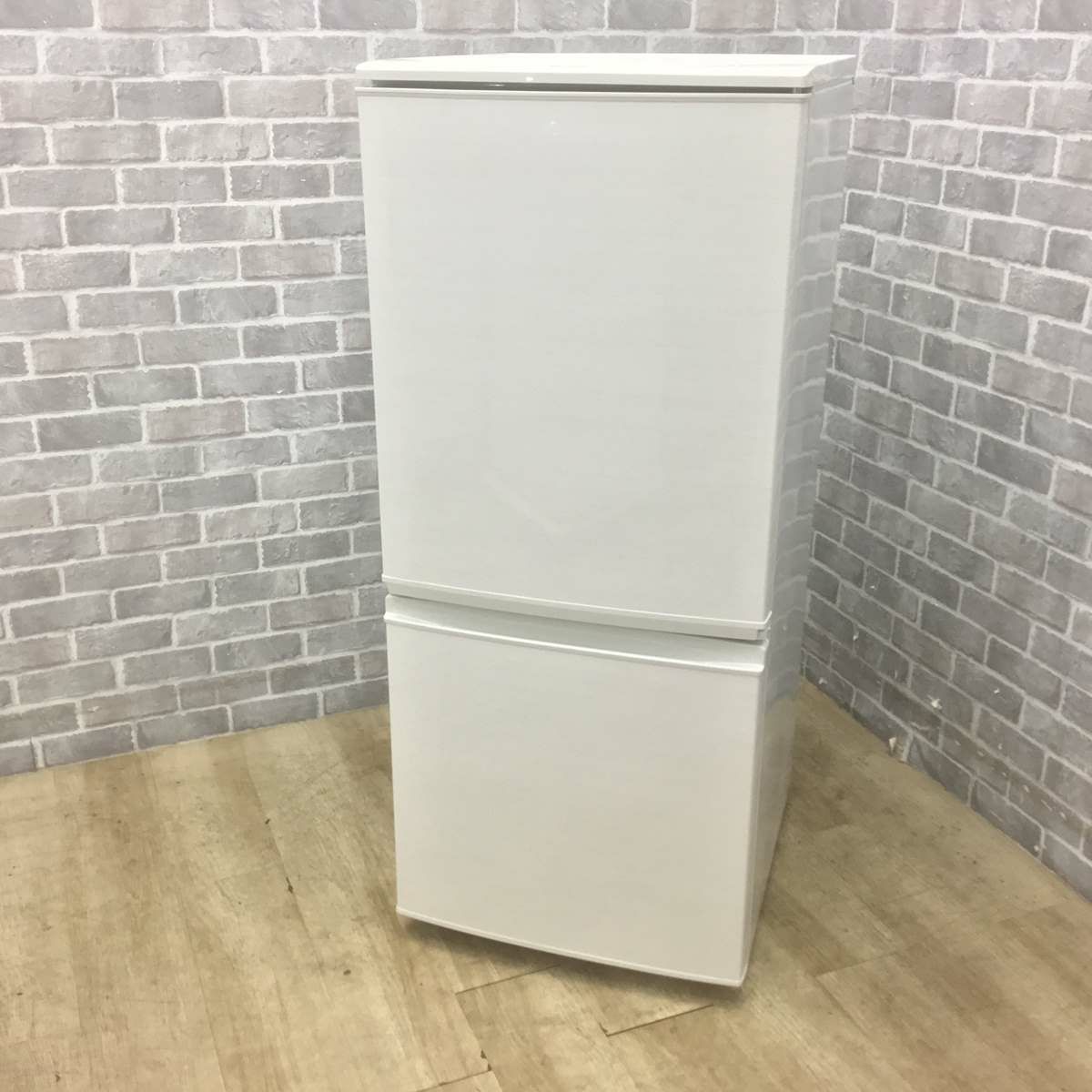 シャープ 冷蔵庫 2ドア 137L つけかえどっちもドア ホワイト SJ-D14C-W