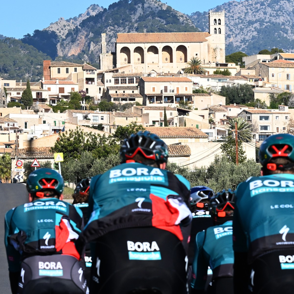 2022年 Team Jersey ランキング UCIワールドツアーチーム編