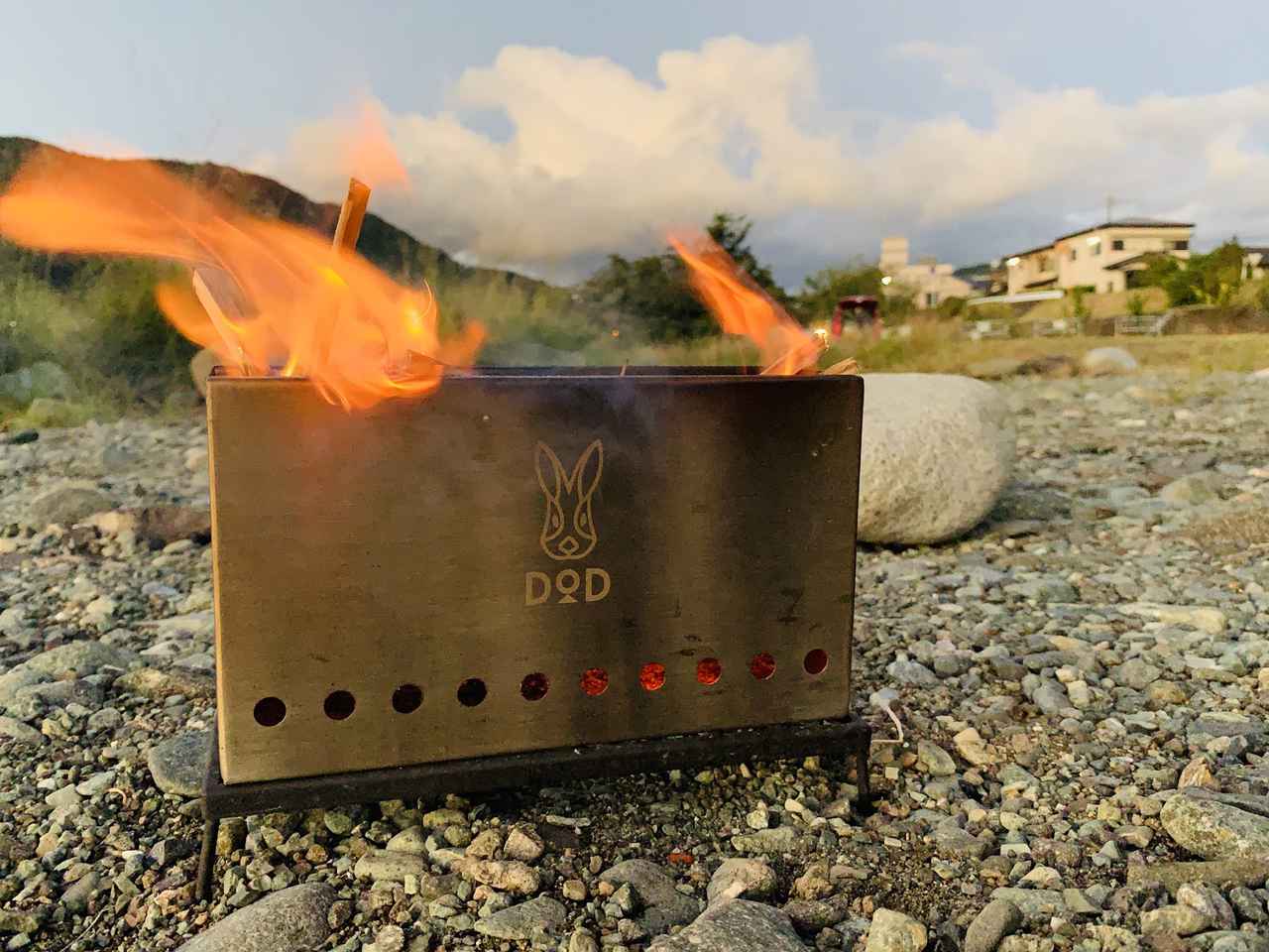 焚き火台】DODの「ぷちもえファイヤー」をレビュー 料理もできる片手