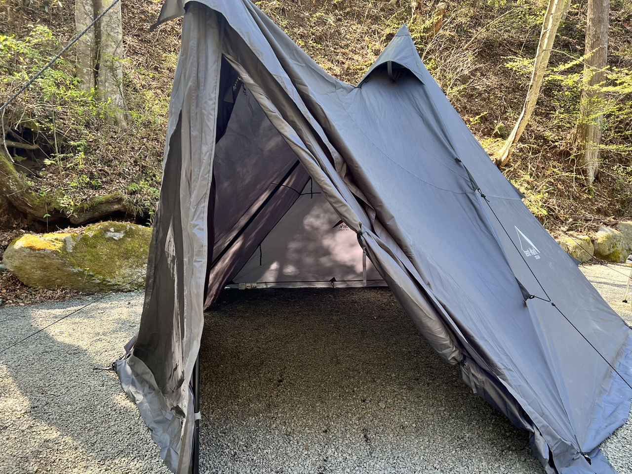 雨用最強ソロテント！テンマクデザイン「サーカスST DX ブラック