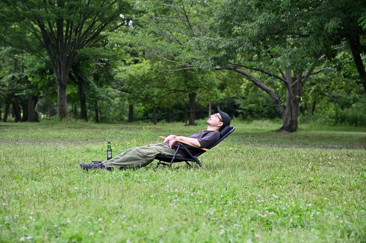 フィールドア(FIELDOOR)からリクライニングローチェアと大容量アイス