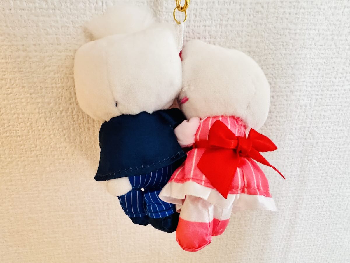 希少 】ハローキティ ダニエル ペアマスコットキーホルダー 希少