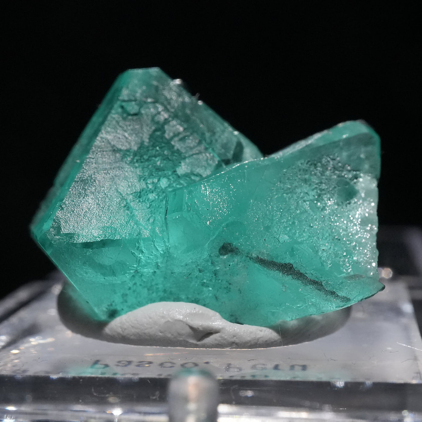 ペルー 産 フローライト|ハッピーギフト – 天然石ハッピーギフト