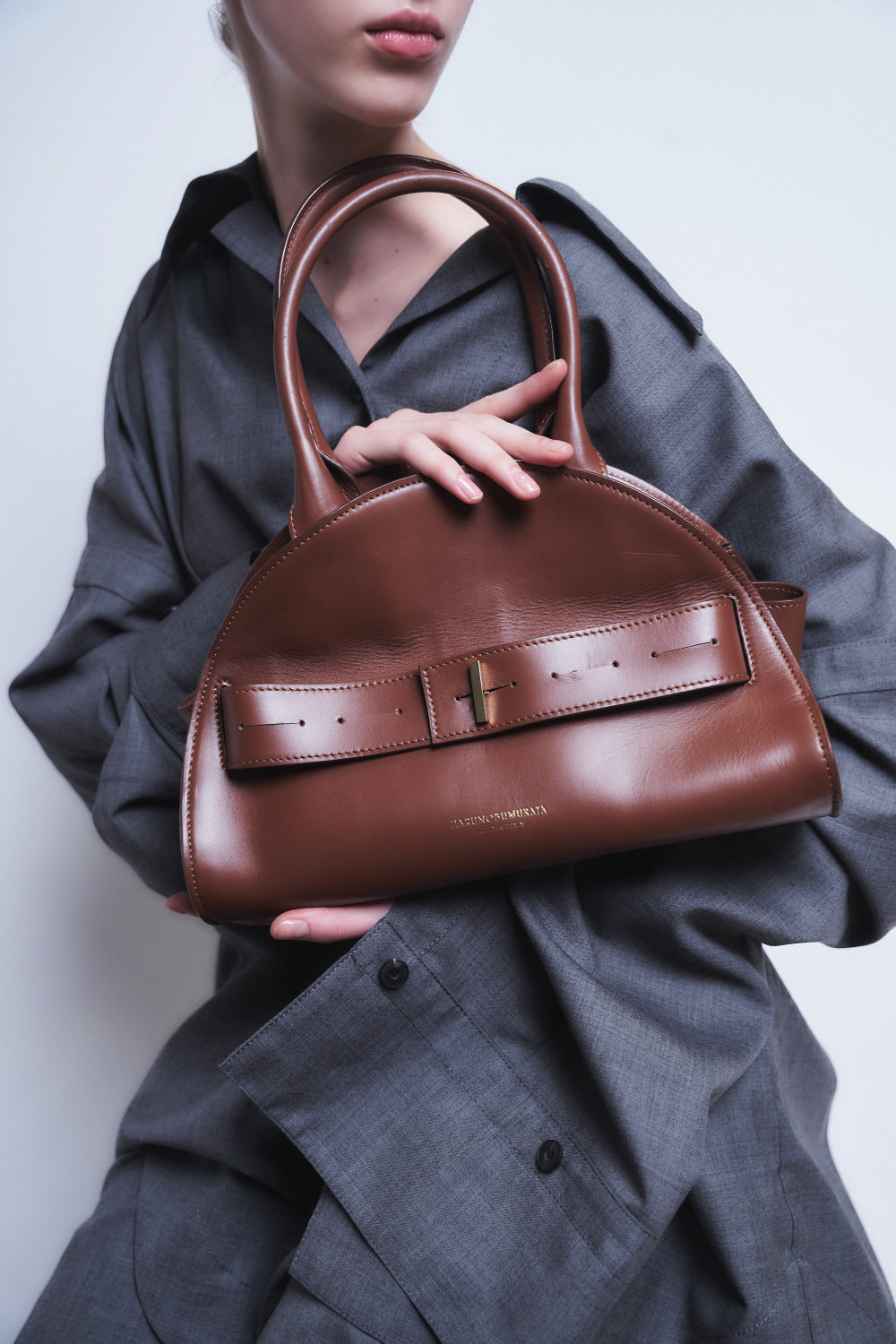 PIADA MEDIA - LEATHER BELTED MEDIUM BOSTON – HARUNOBUMURATA