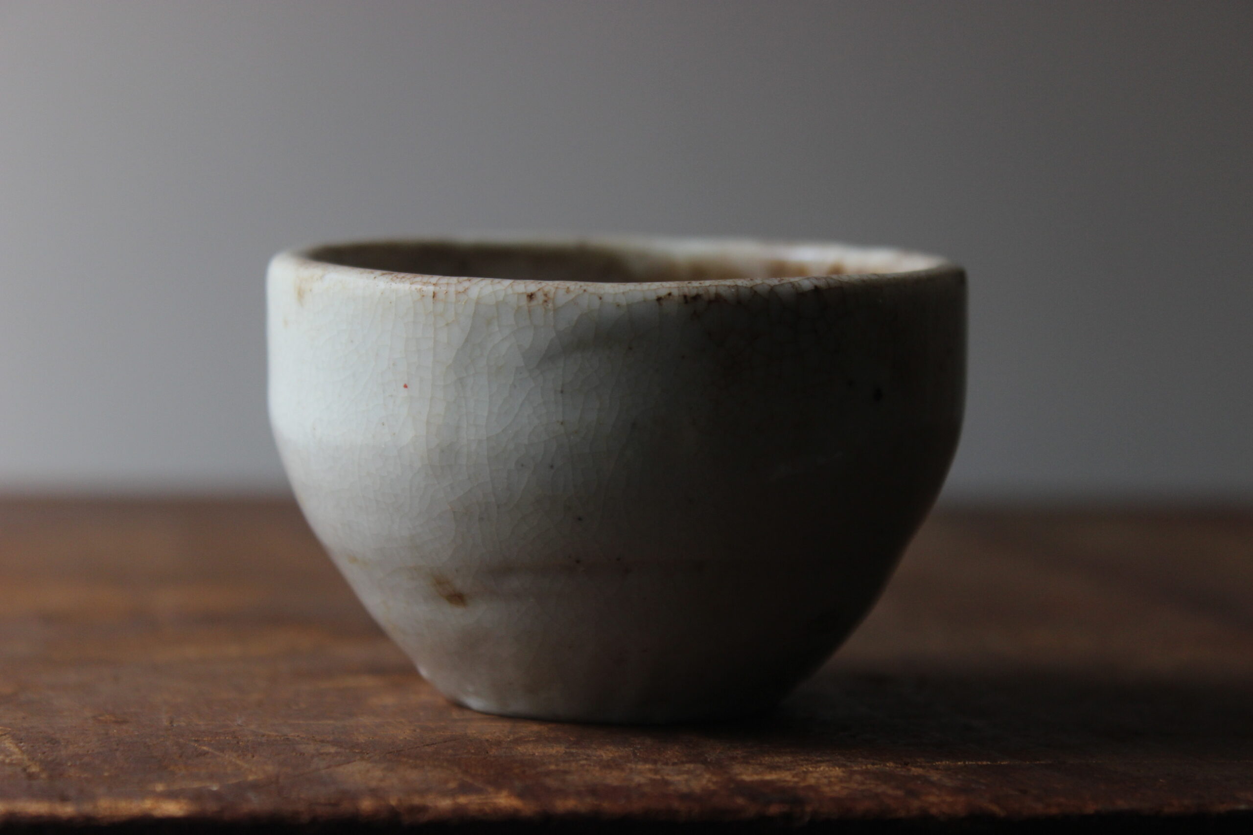 李朝 白磁盃｜19世紀の韓国磁器 – はるのふね 古道具と猫