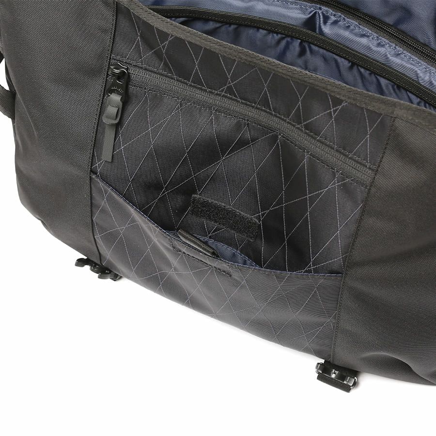 公式】 MOUSTACHE メッセンジャーバッグ CORDURAナイロン×ポリエステル