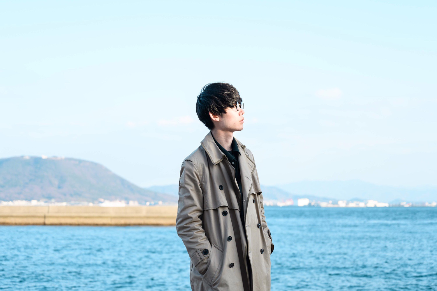 日本人デザイナーの感性が光るkolorのトレンチコート | harekarake