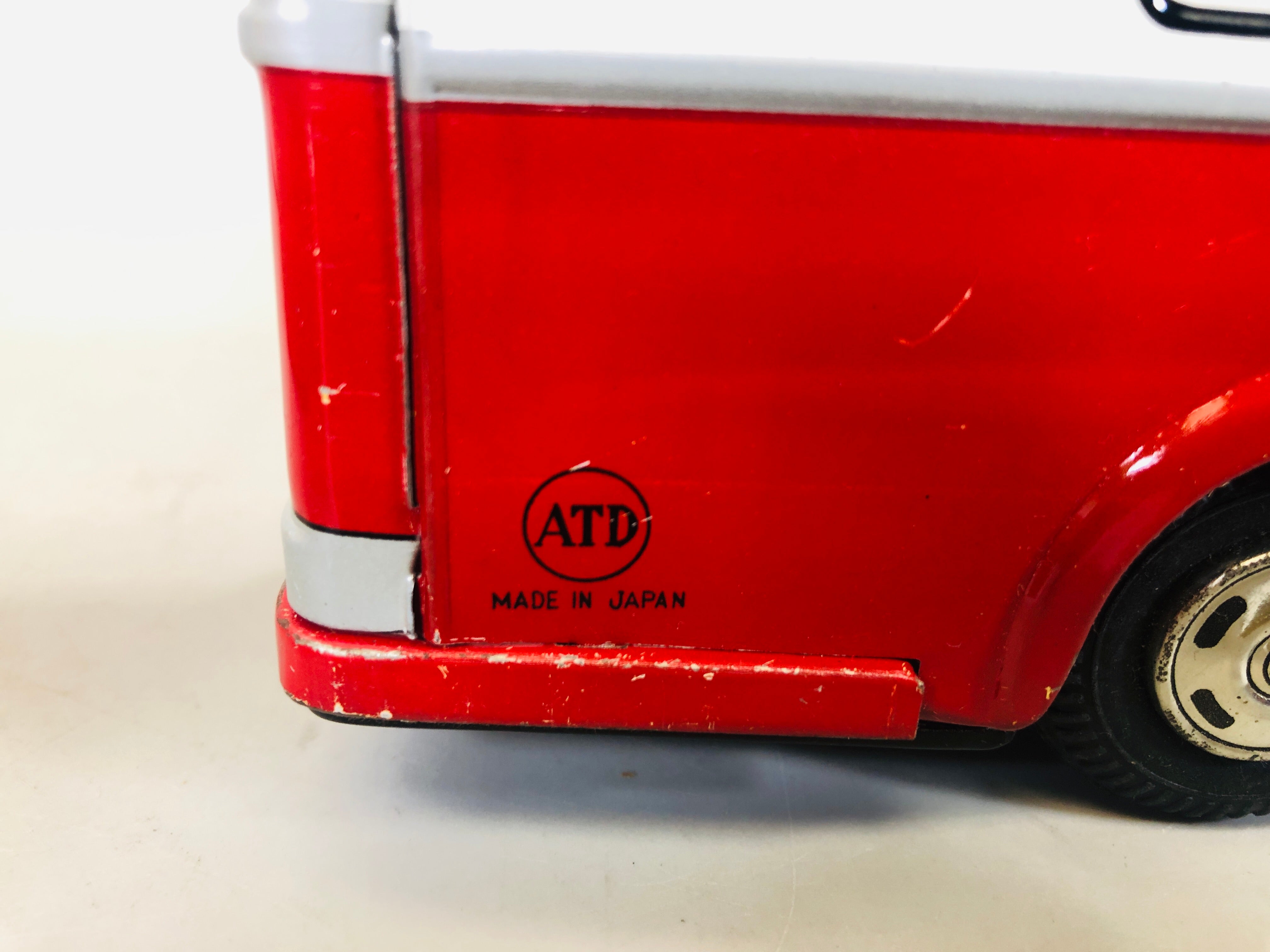 Y5500 TIN TOY Double-decker bus model mini car vehicle box Japan