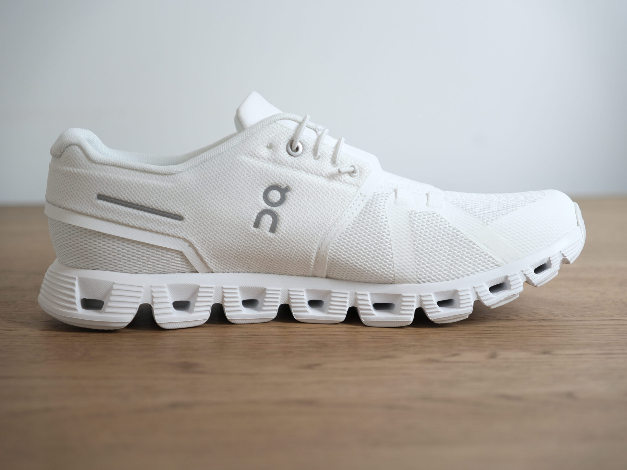 On（オン）のCloud 5（クラウド 5）をレビュー！ウォーキングや普段