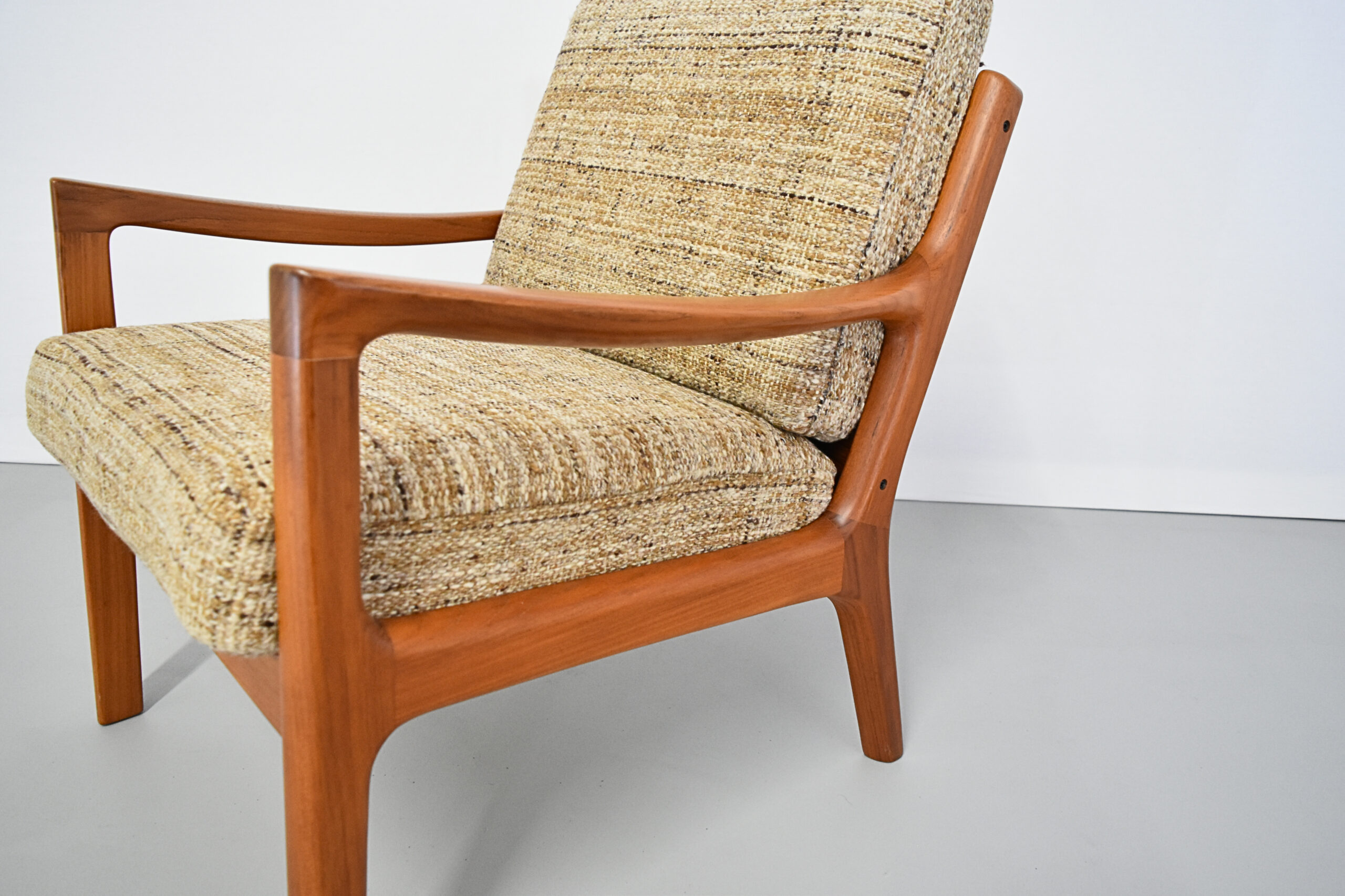 イージーチェア/Senator/model 169 by Ole Wanscher/CADO - 橋本家具