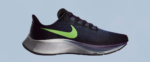 ナイキの定番ランニングシューズの最新モデル「ナイキ エア ズーム