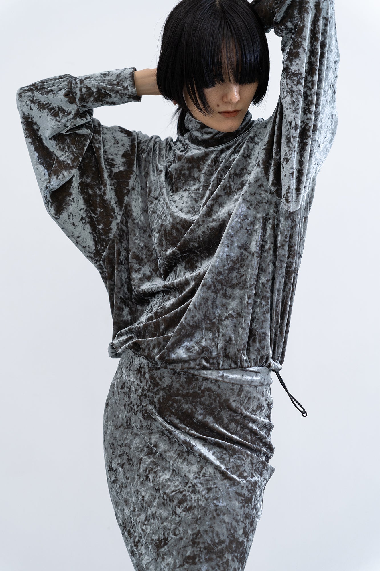 Lunar Velour Moc Top / moss – HATRA OFFICIAL