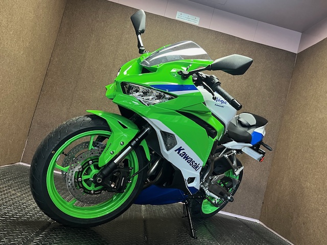 残り1台！次回入荷で最後の”Ninja ZX-4RRAnniversary Edition