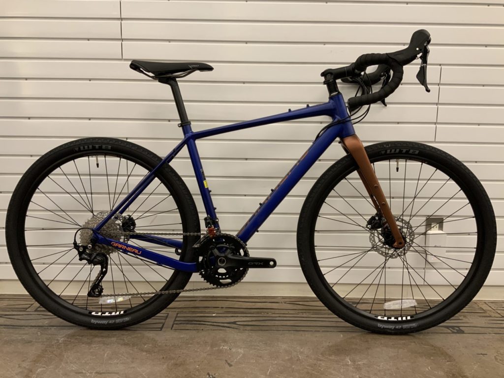 GARNEAUのグラベルロード GARIBALDI G2 入荷しました！！｜バイク