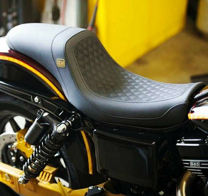 SALE】SaddleMen Speed Merchant シート 2006～2017 ダイナ |ハーレー