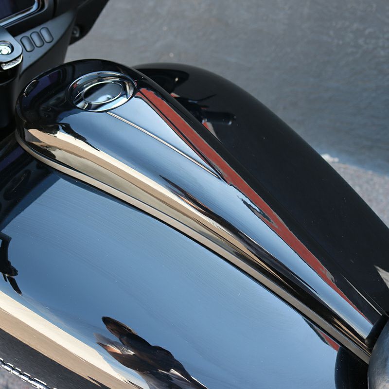 ポールヤフィー(PaulYafe) タンク|ハーレーパーツメーカー(USA)