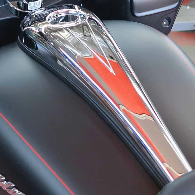 ポールヤフィー(PaulYafe) タンク|ハーレーパーツメーカー(USA)