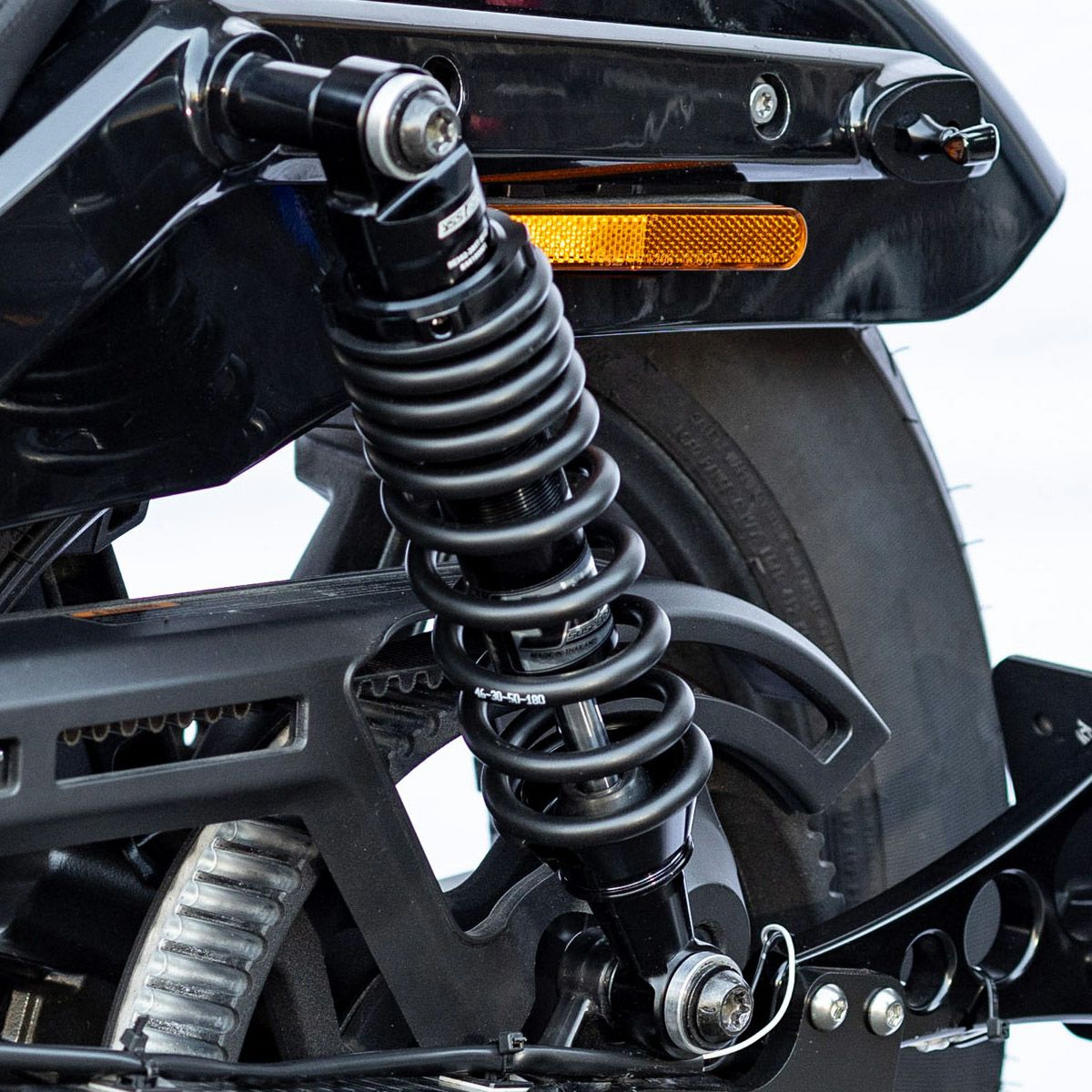 ナイトスター用 サイドミラーセット INFINITY |ハーレーパーツ専門店