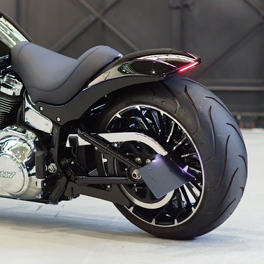 2018～2022 ブレイクアウト ショートリアフェンダー/シート セット