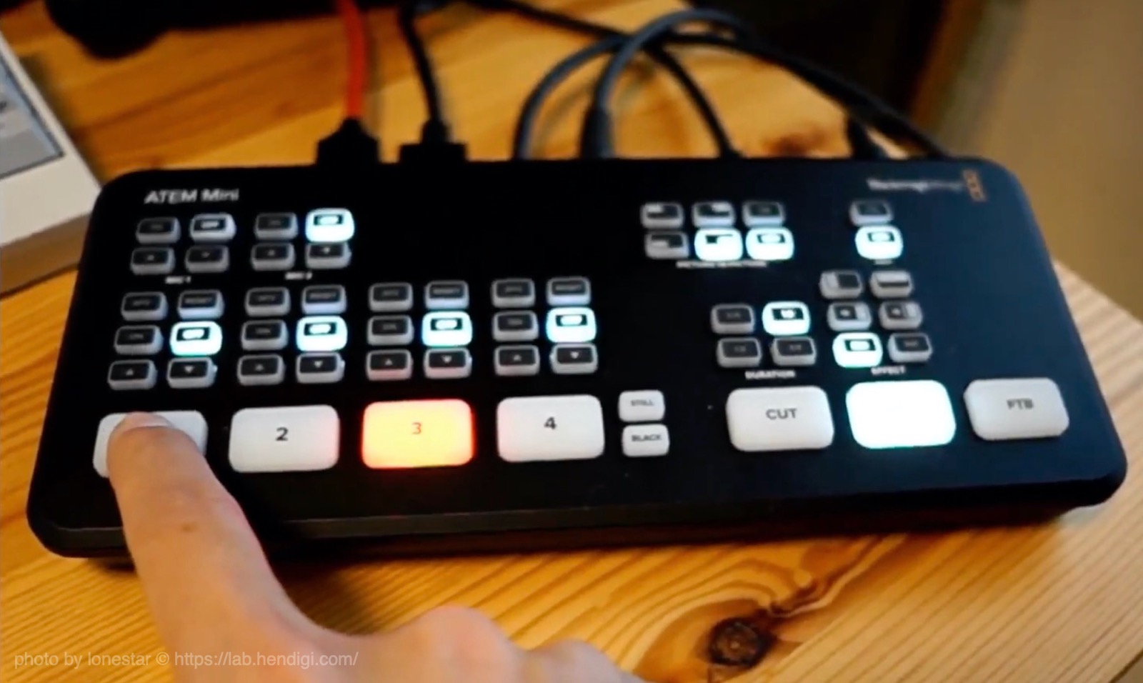 ほぼ新品箱無し】ATEM Mini スイッチャー 【公式通販】