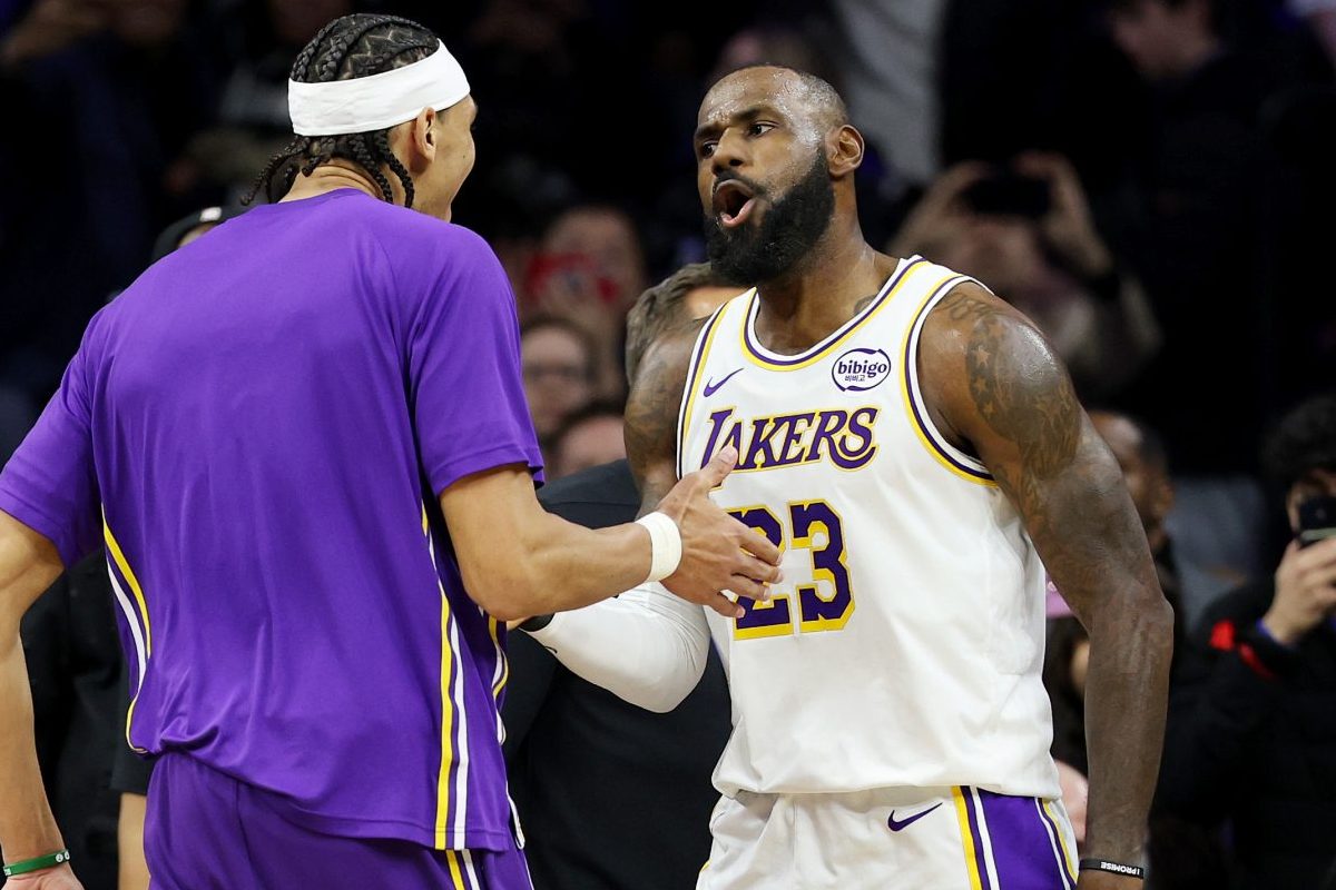 LeBron James Unveils New Celebration in Lakers Win: 'I Meshed It