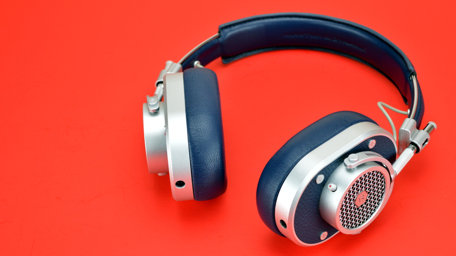 Master & Dynamic MH40 Headphones Review - Headphone Review