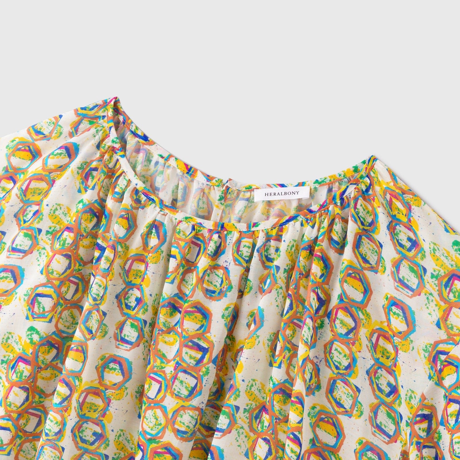 シフォンブラウス「タイトル不明」 – HERALBONY