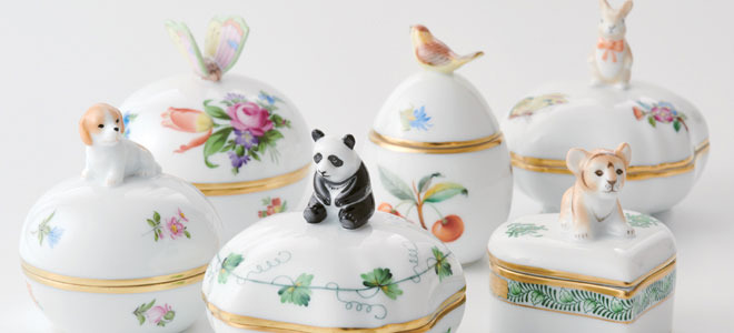 ヴィクトリア・プレーン] ハートボックスL カエル