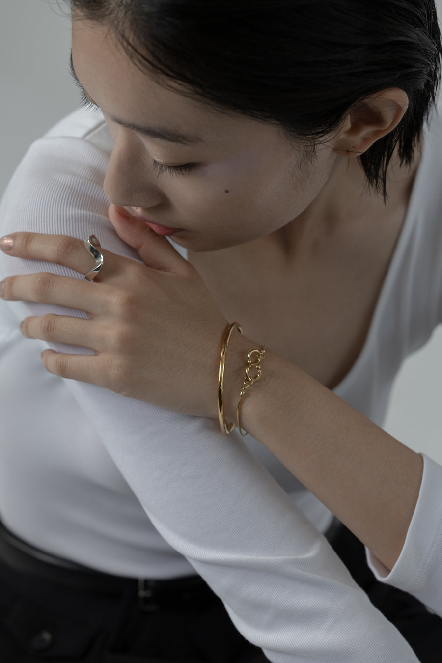 INES 08 BRACELET GOLD – h'eres