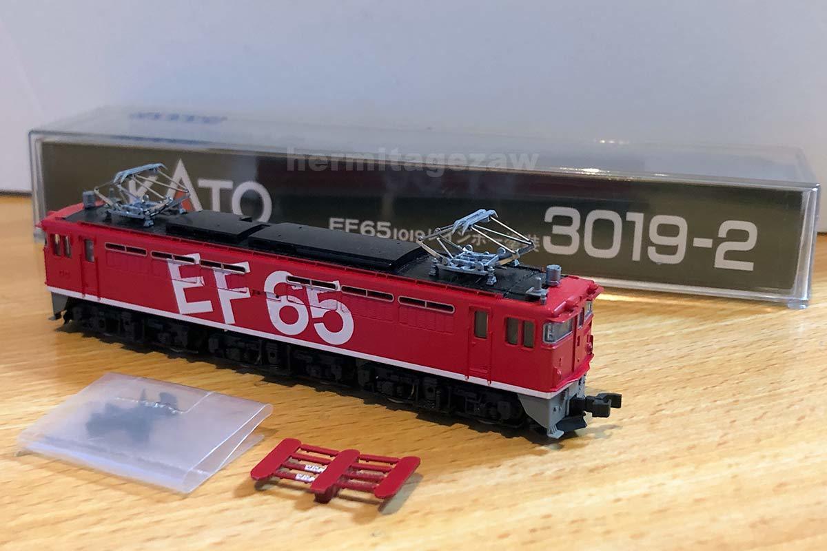 KATO EF65 1019レインボー塗装: 臨zawa混合列車