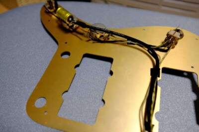 ピックアップをRetroTonePickups P-90JM”The Egg” に換装しました