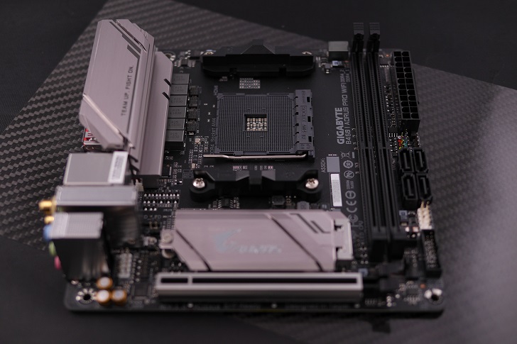 GIGABYTE B450I AORUS PRO WIFI - 暇つぶし、自作PCあれやこれ
