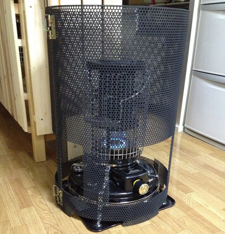 幼児がいても安心して使えるストーブガード | himiel stove